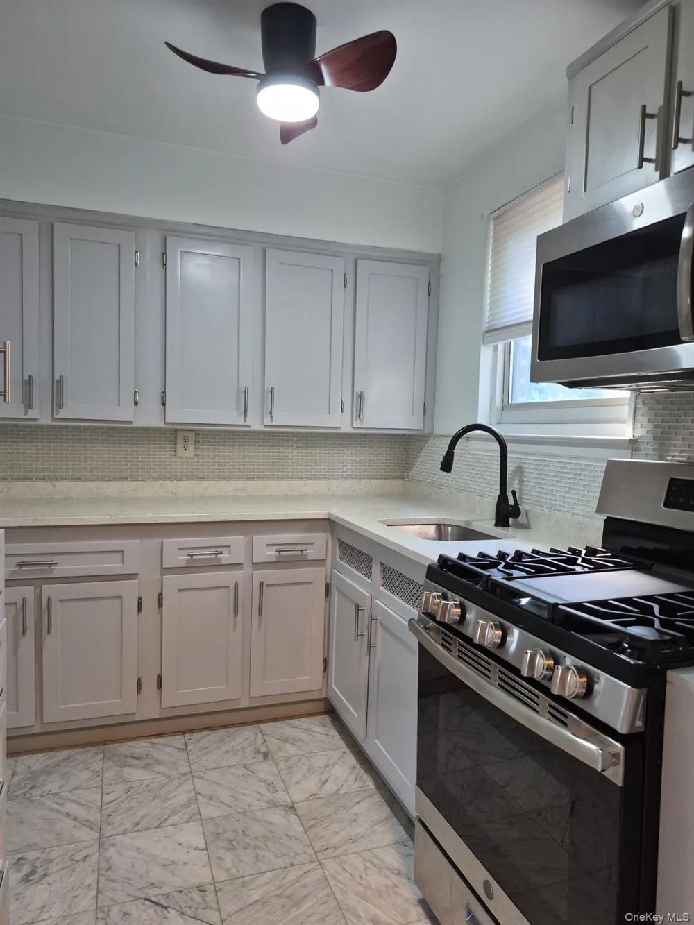 90 Spruce Street #2B Yonkers, NY 10701