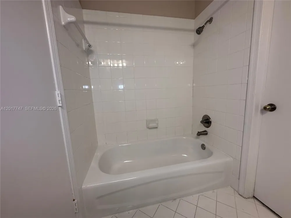 2434 Cordoba Bnd #2434 Weston, FL 33327