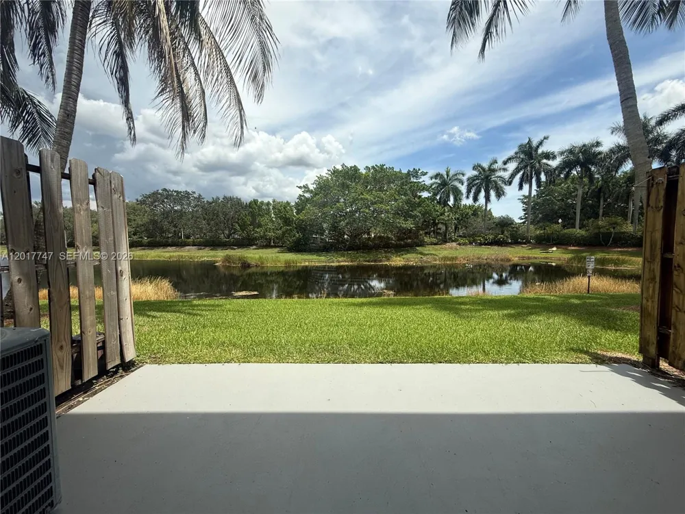 2434 Cordoba Bnd #2434 Weston, FL 33327