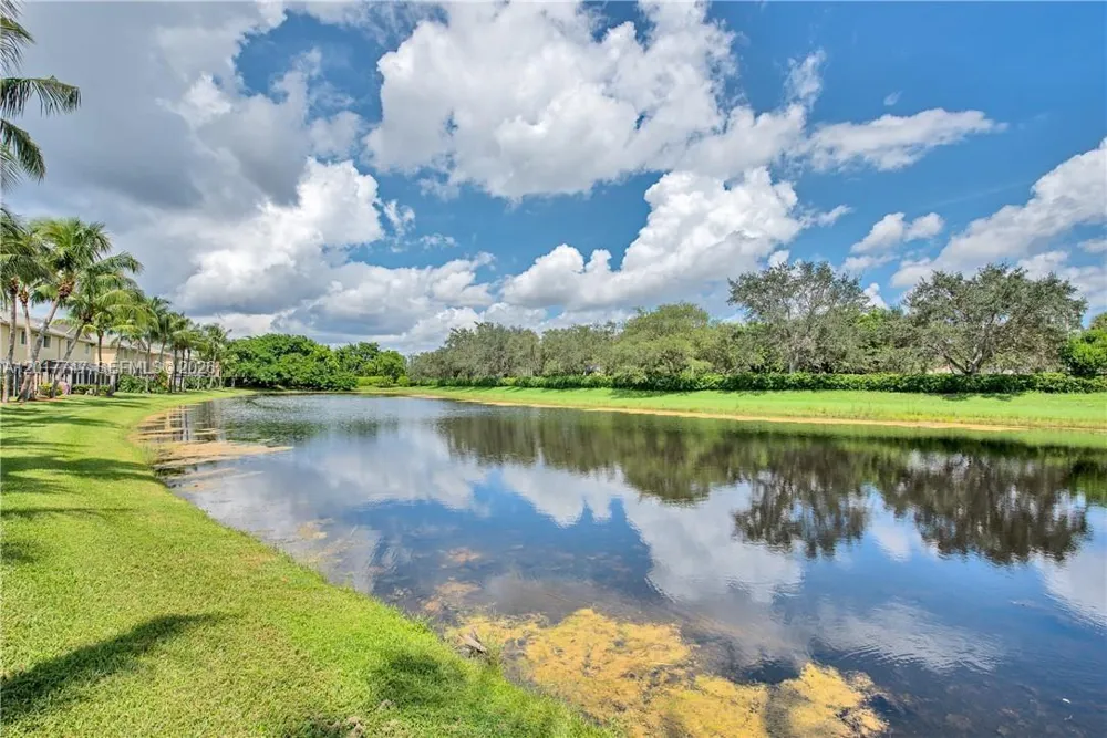 2434 Cordoba Bnd #2434 Weston, FL 33327