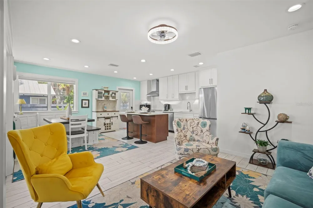 1841 LAUREL STREET Sarasota, FL 34236