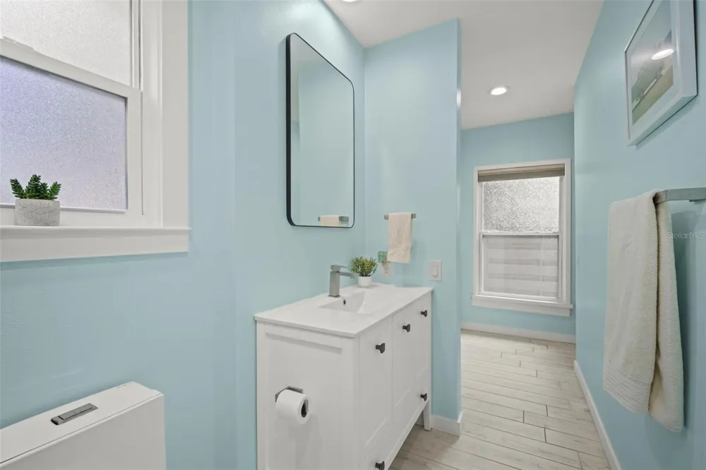 1841 LAUREL STREET Sarasota, FL 34236