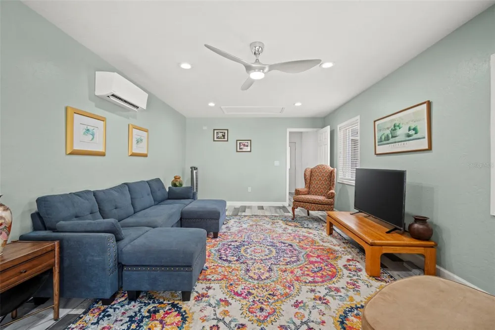 1841 LAUREL STREET Sarasota, FL 34236