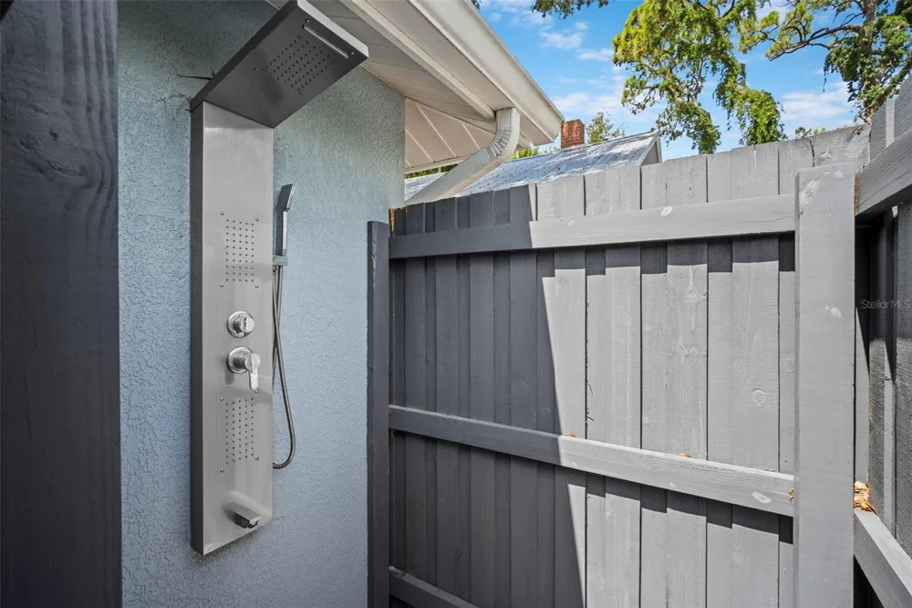 1841 LAUREL STREET Sarasota, FL 34236