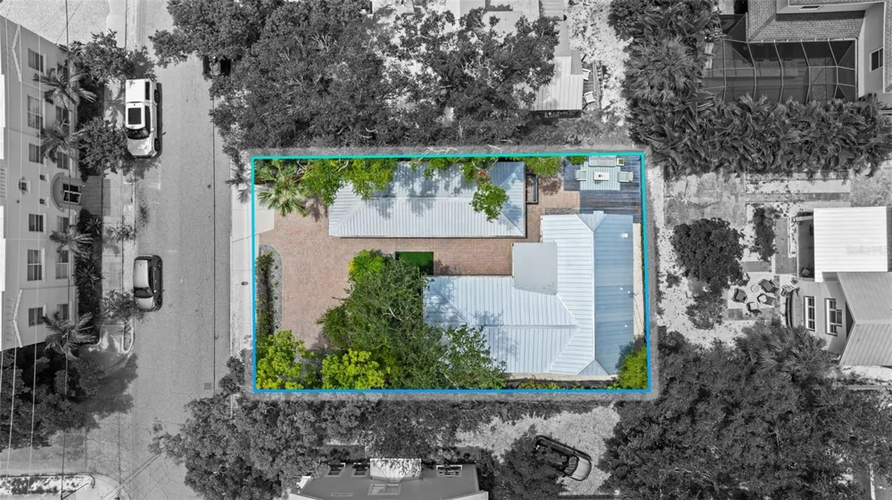1841 LAUREL STREET Sarasota, FL 34236