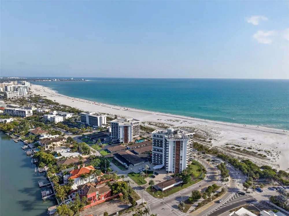 1841 LAUREL STREET Sarasota, FL 34236