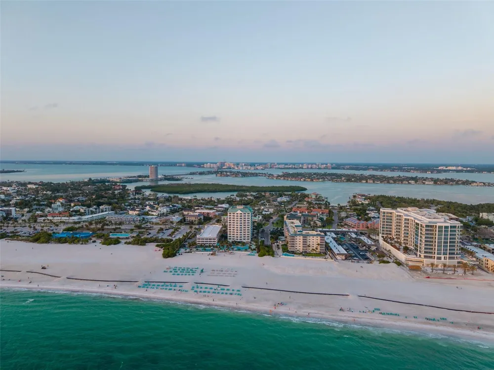 1841 LAUREL STREET Sarasota, FL 34236