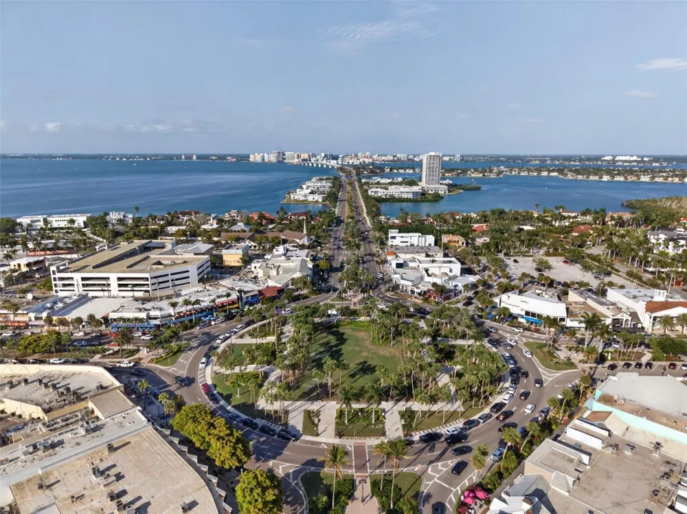 1841 LAUREL STREET Sarasota, FL 34236