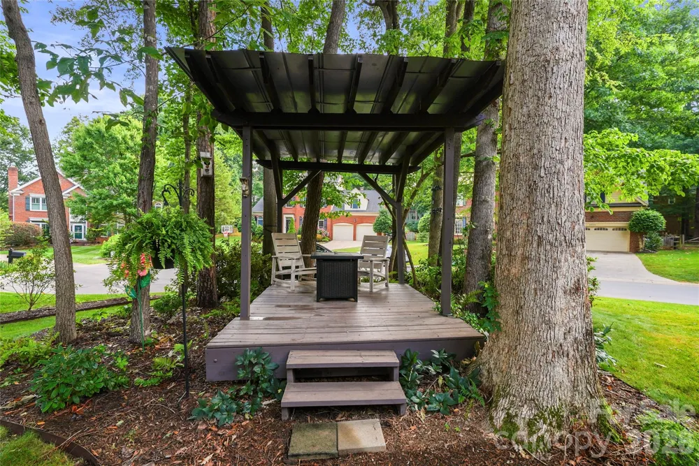 16002 Prestwoods Lane Huntersville, NC 28078