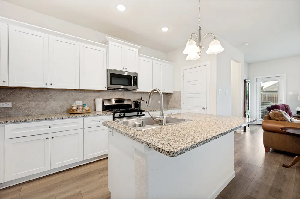413 Wiggins Way Van Alstyne, TX 75495