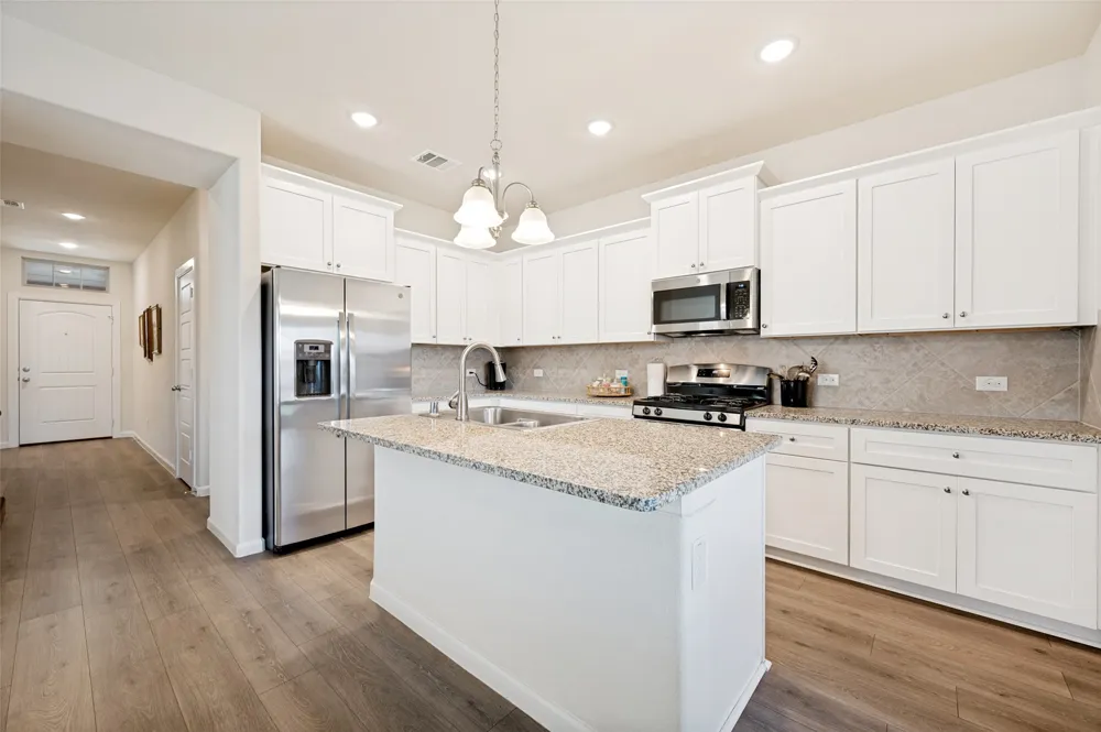 413 Wiggins Way Van Alstyne, TX 75495