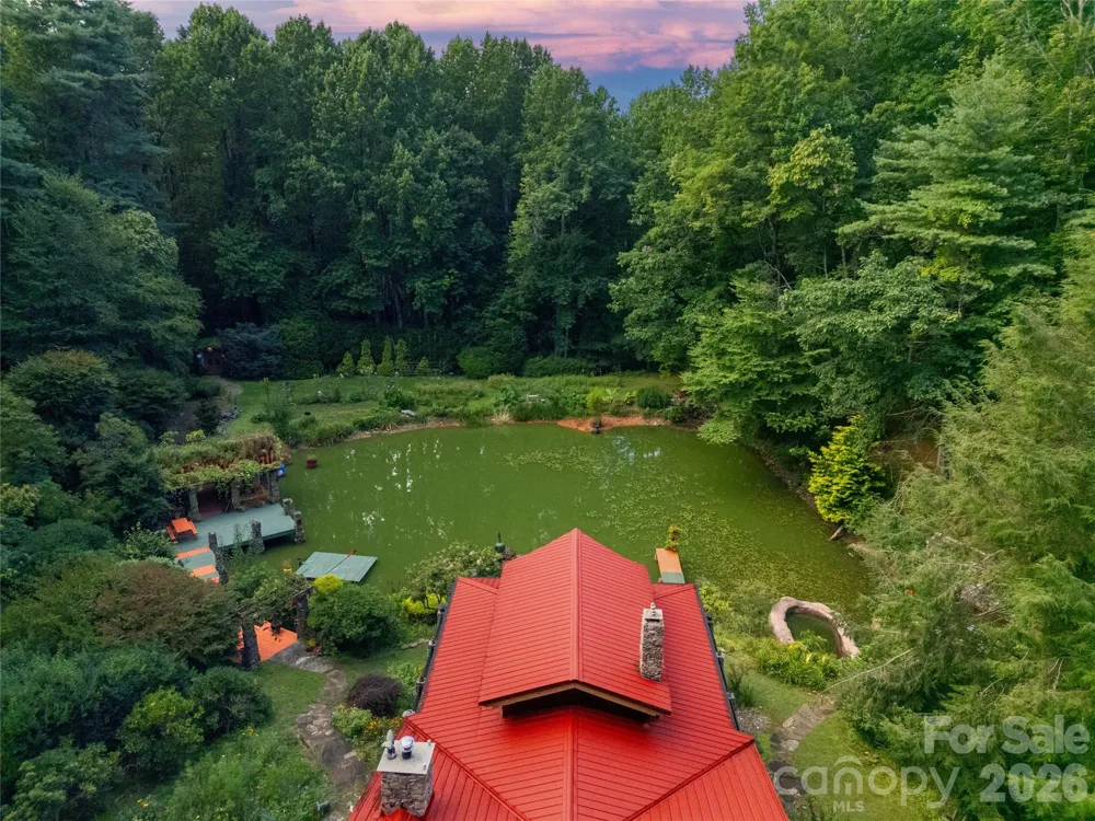 87 Old Chimney Lane Cedar Mountain, NC 28718