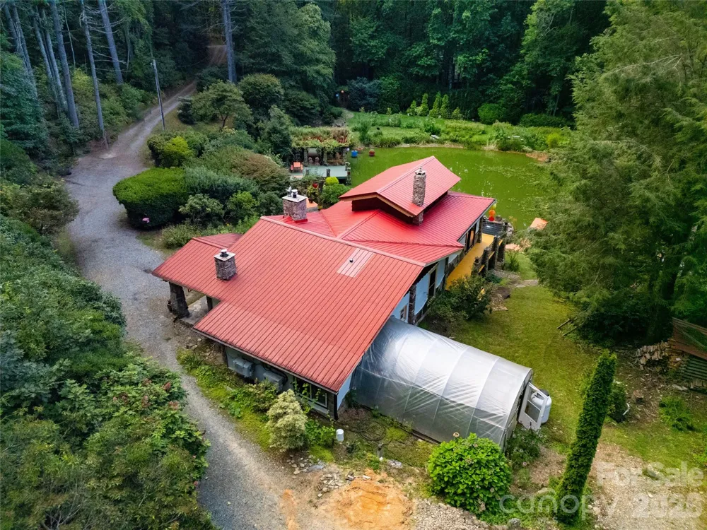 87 Old Chimney Lane Cedar Mountain, NC 28718