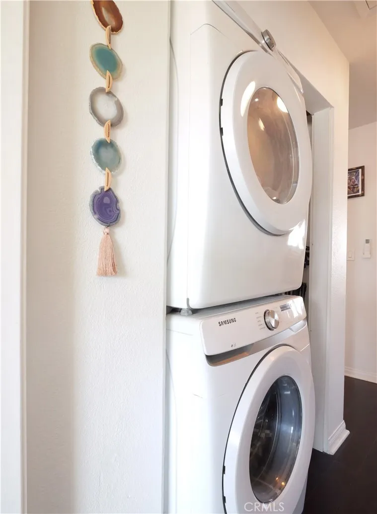 453 Almond Avenue #6 Long Beach, CA 90802