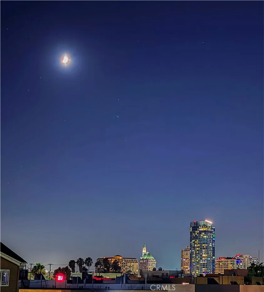 453 Almond Avenue #6 Long Beach, CA 90802