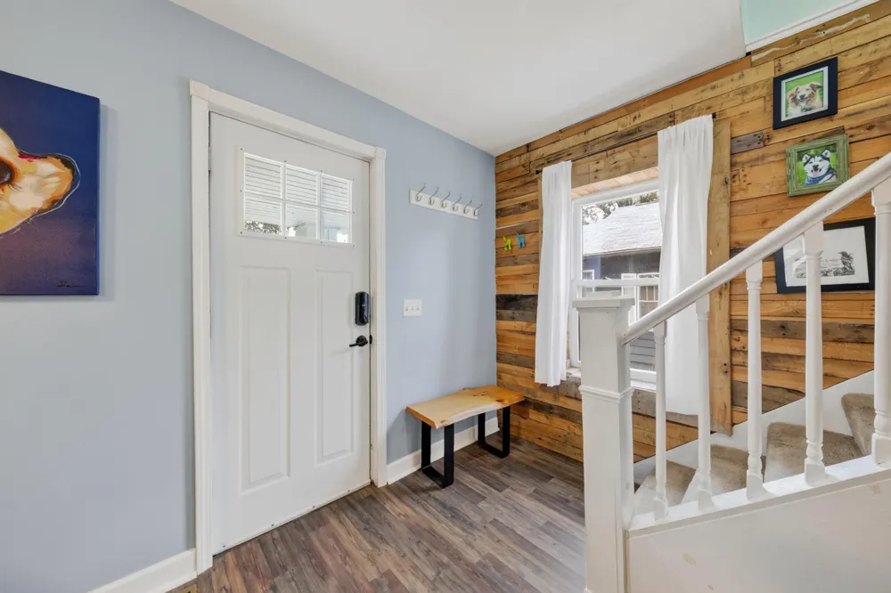 33 E 2nd Street Milan, MI 48160