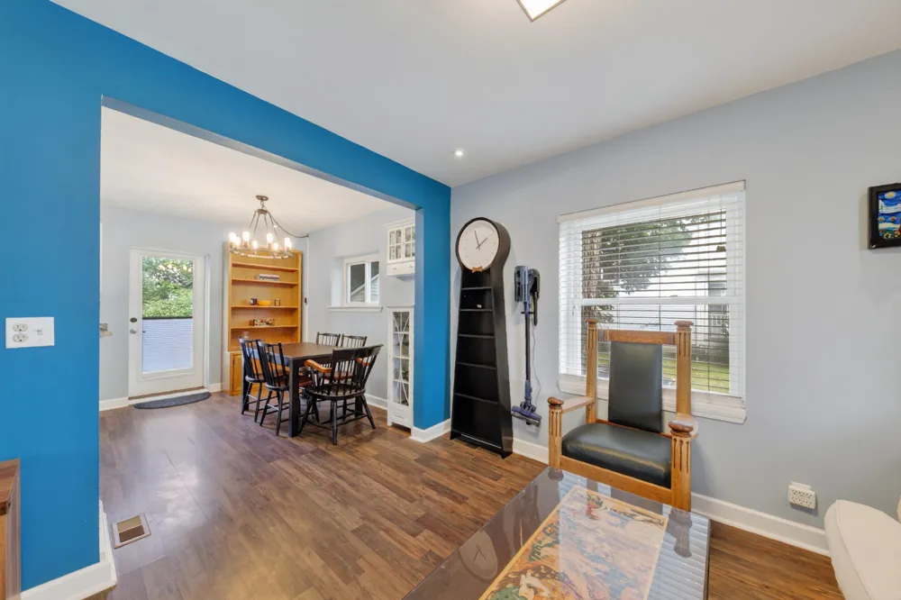 33 E 2nd Street Milan, MI 48160