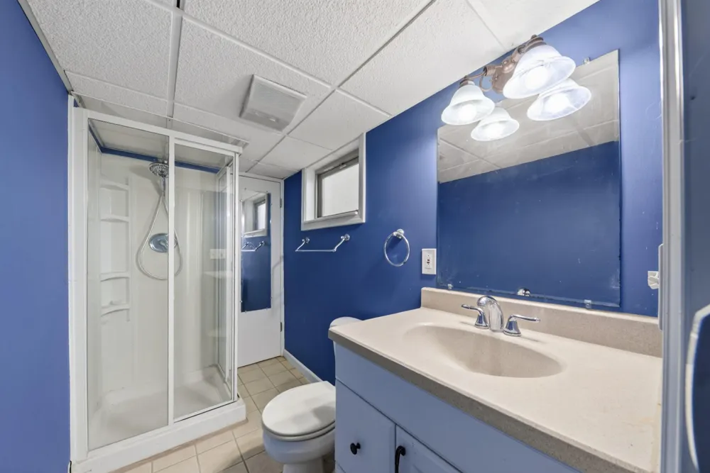 33 E 2nd Street Milan, MI 48160