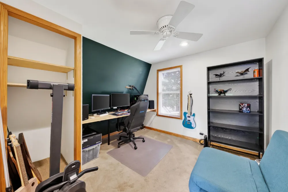 33 E 2nd Street Milan, MI 48160
