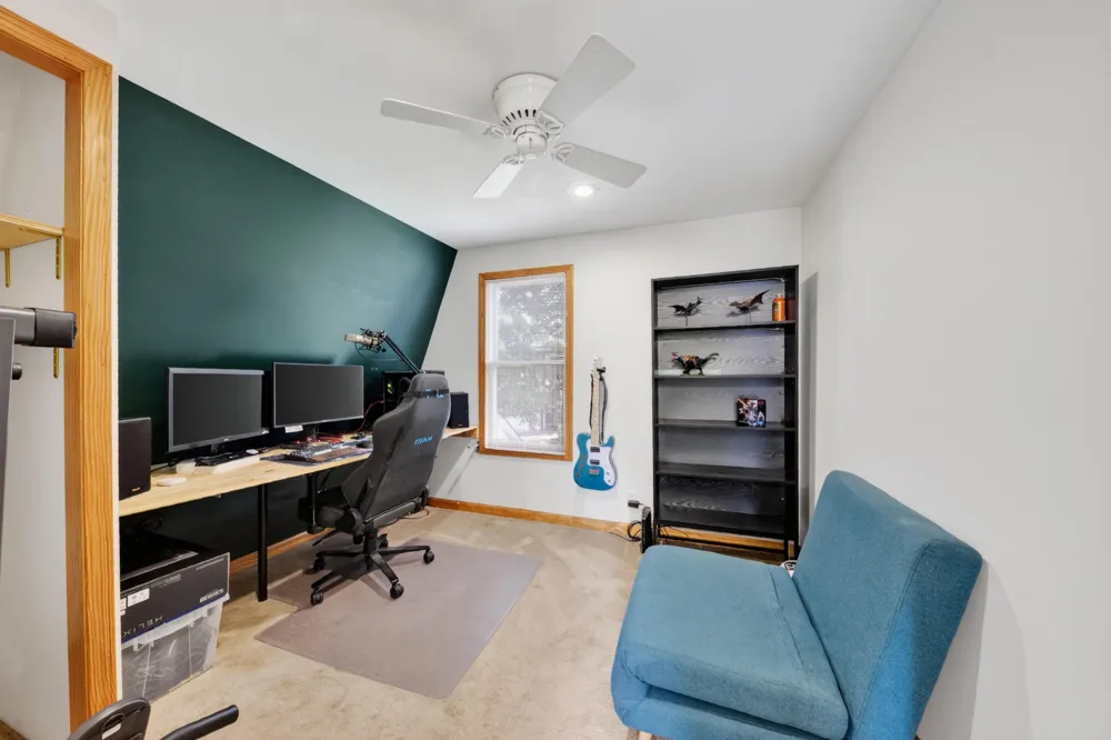 33 E 2nd Street Milan, MI 48160