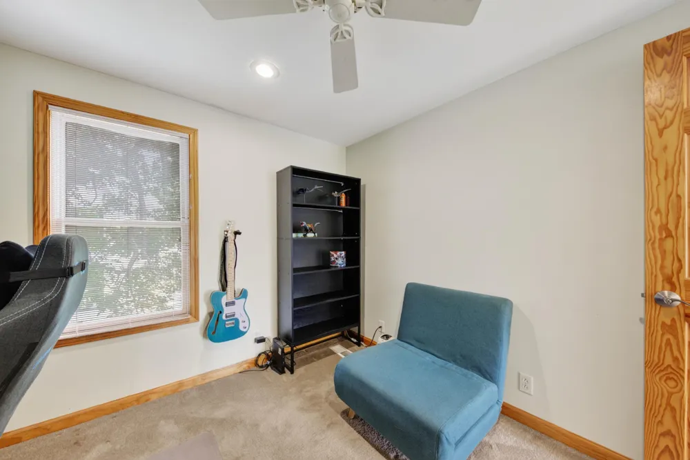 33 E 2nd Street Milan, MI 48160