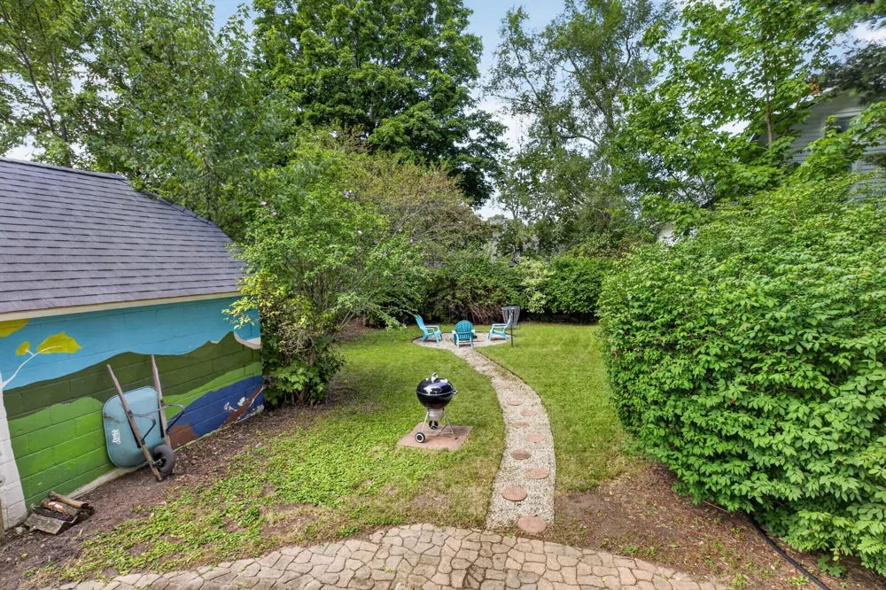 33 E 2nd Street Milan, MI 48160
