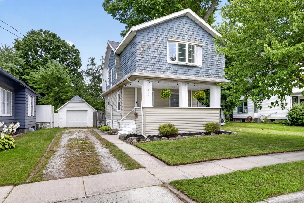 33 E 2nd Street Milan, MI 48160