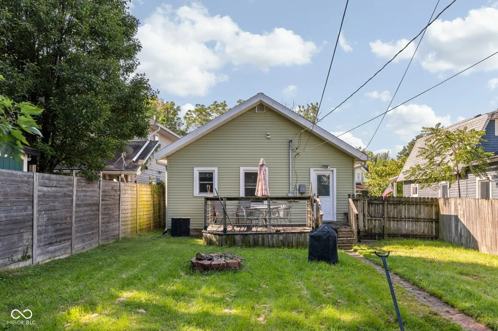 1212 E Bradbury Avenue Indianapolis, IN 46203