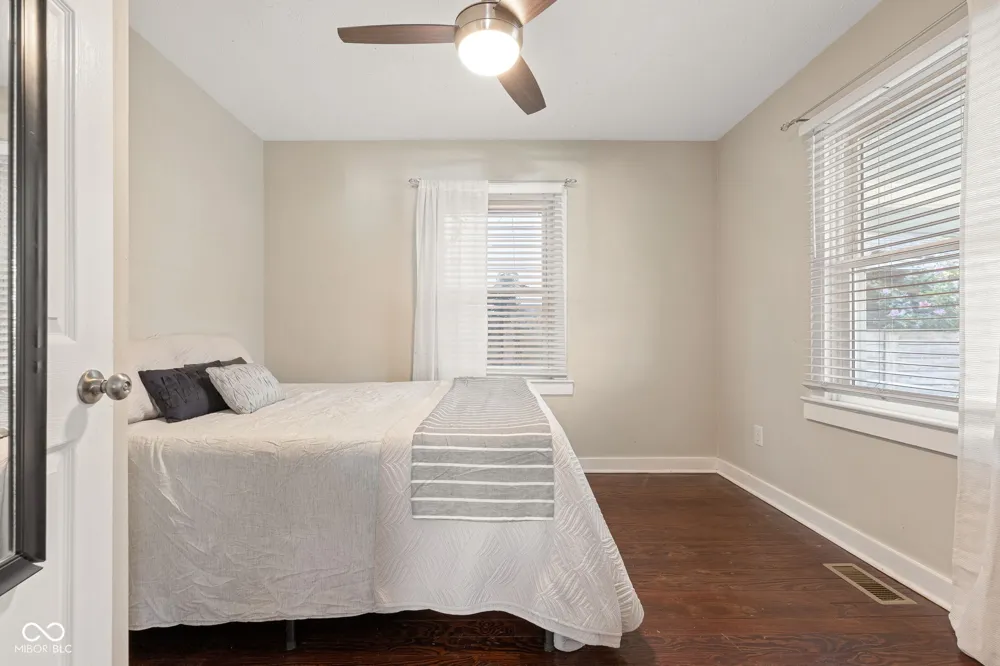 1212 E Bradbury Avenue Indianapolis, IN 46203