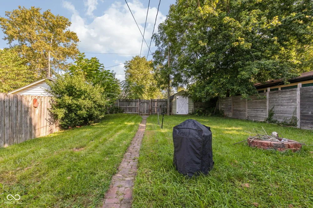 1212 E Bradbury Avenue Indianapolis, IN 46203