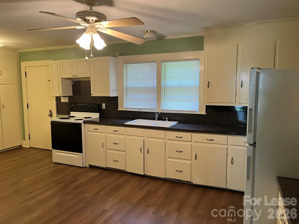 1049 E Main Street Albemarle, NC 28001