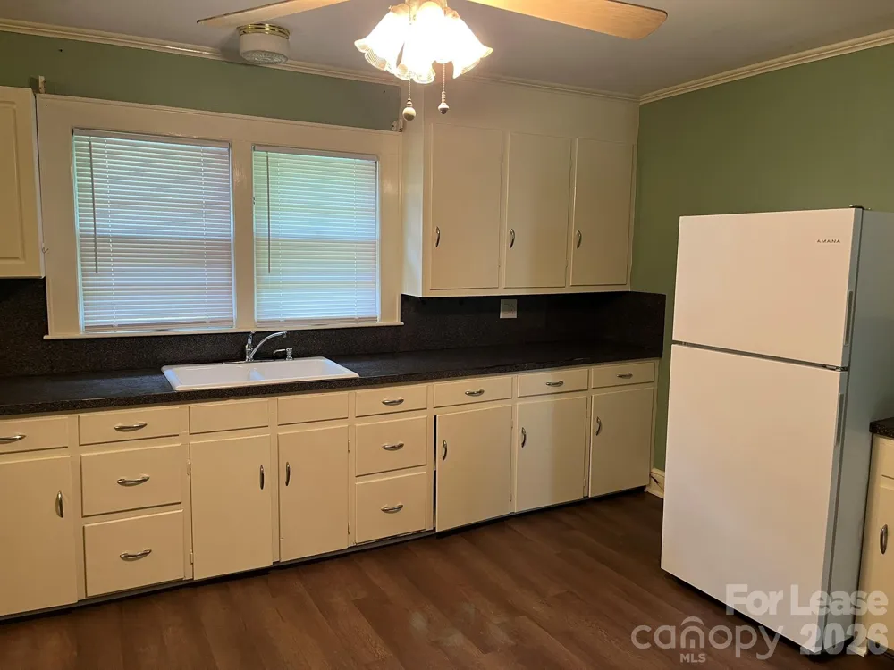 1049 E Main Street Albemarle, NC 28001
