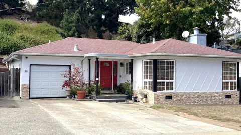 604 MacArthur Drive