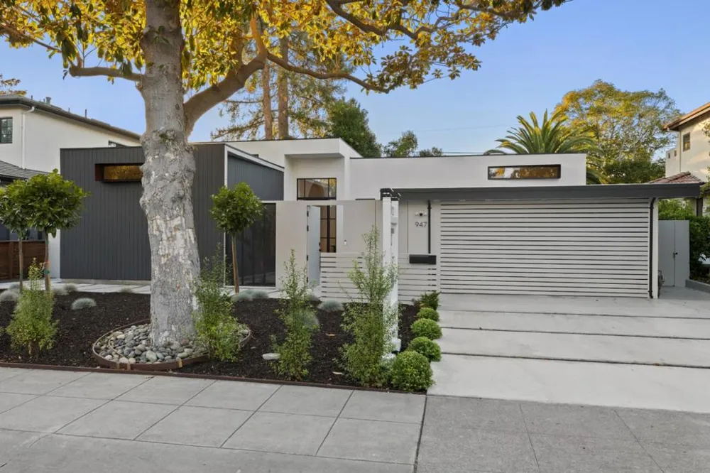 947 Colonial Lane Palo Alto, CA 94303