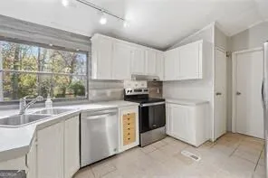 4273 CLARK CIR SE Acworth, GA 30102