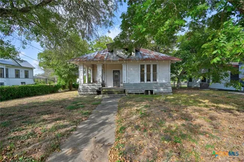 124 Avenue I