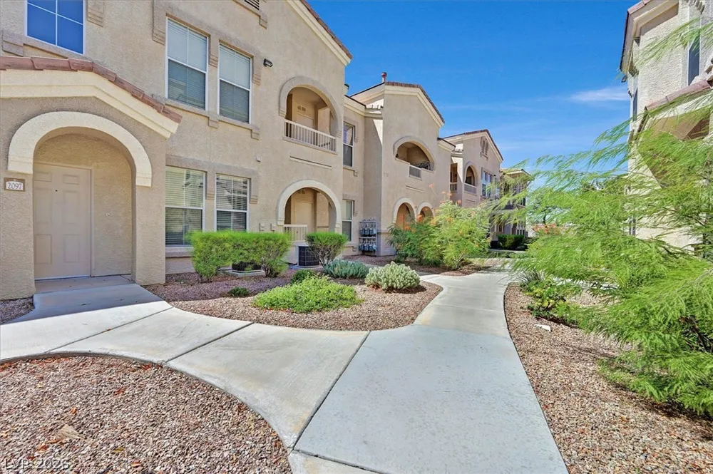 10550 W Alexander Road #1097 Las Vegas, NV 89129