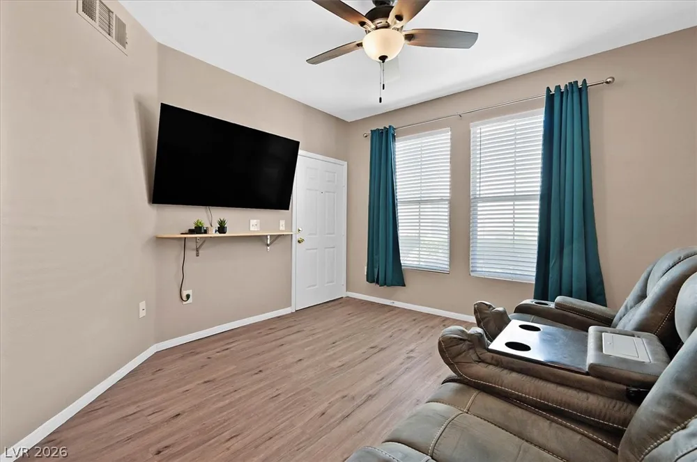 10550 W Alexander Road #1097 Las Vegas, NV 89129