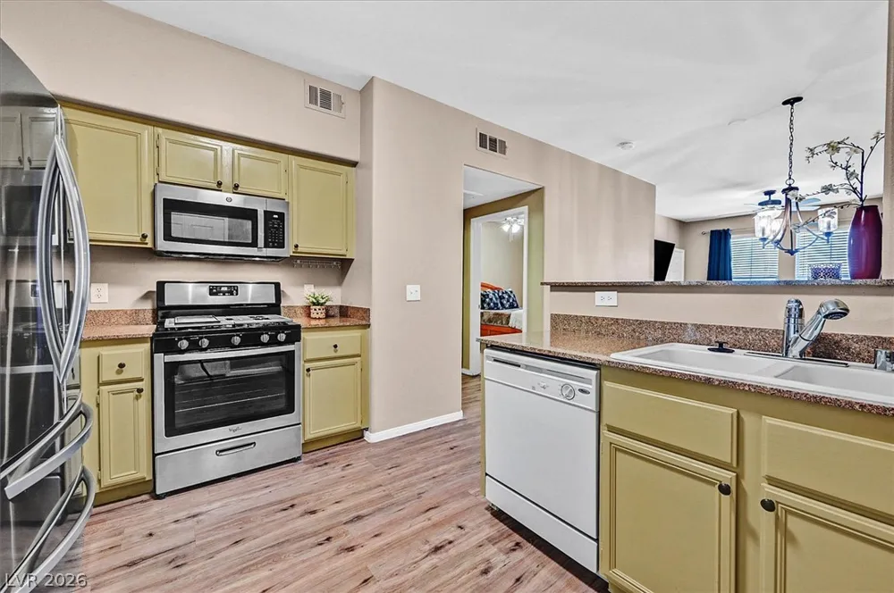 10550 W Alexander Road #1097 Las Vegas, NV 89129