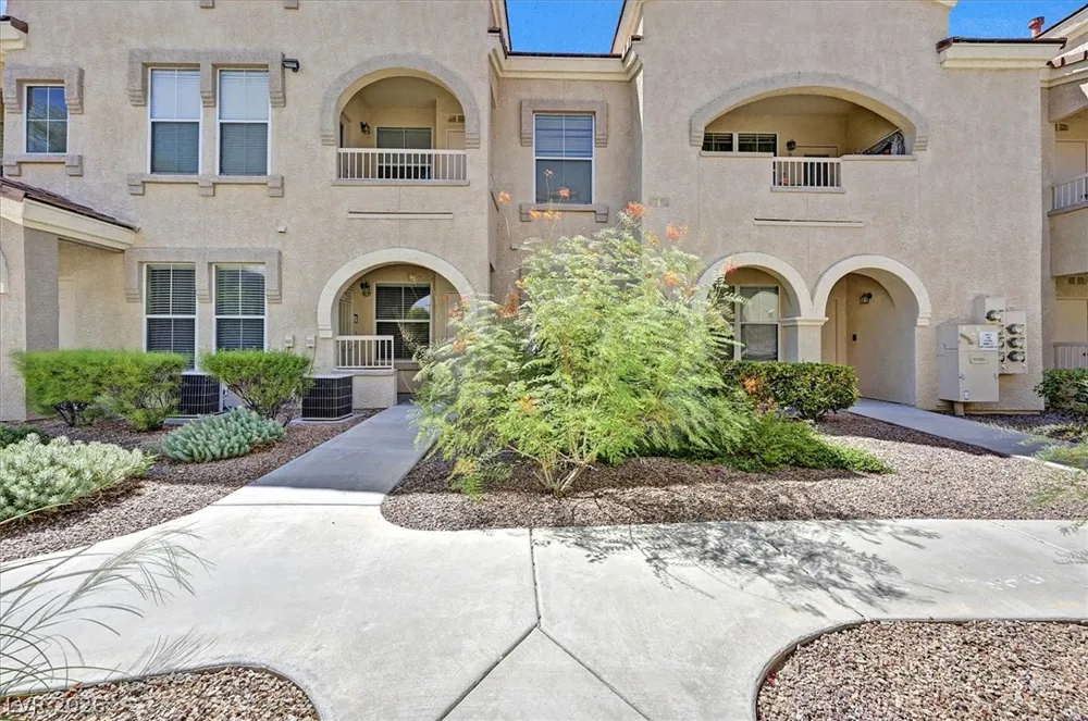 10550 W Alexander Road #1097 Las Vegas, NV 89129