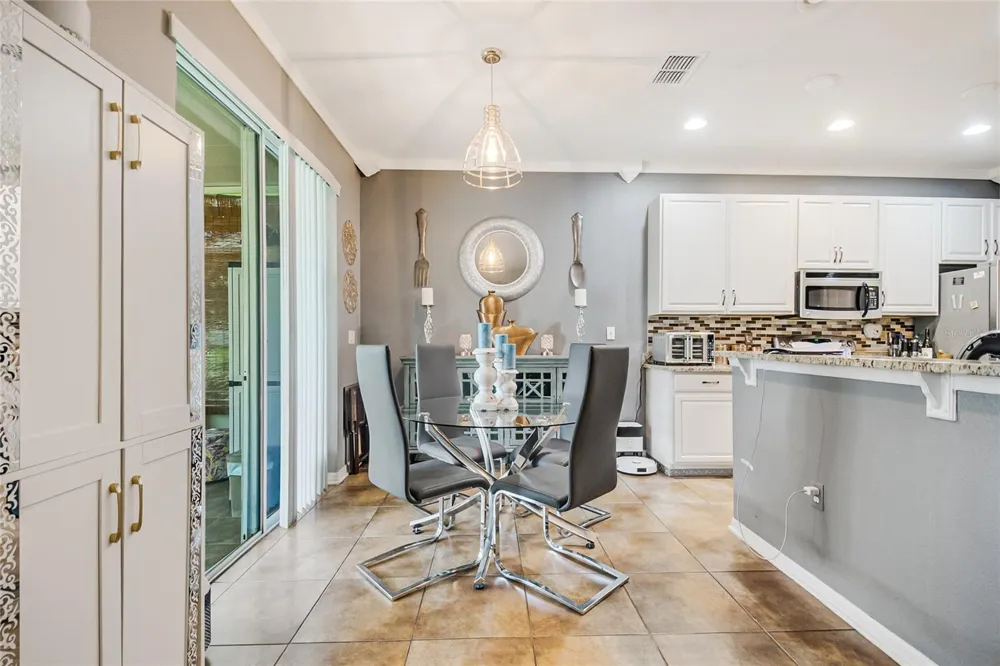 2843 JASPER RUN Kissimmee, FL 34758