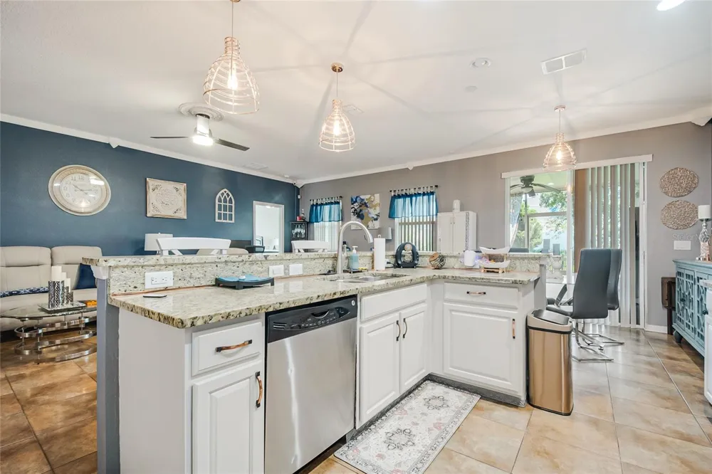 2843 JASPER RUN Kissimmee, FL 34758