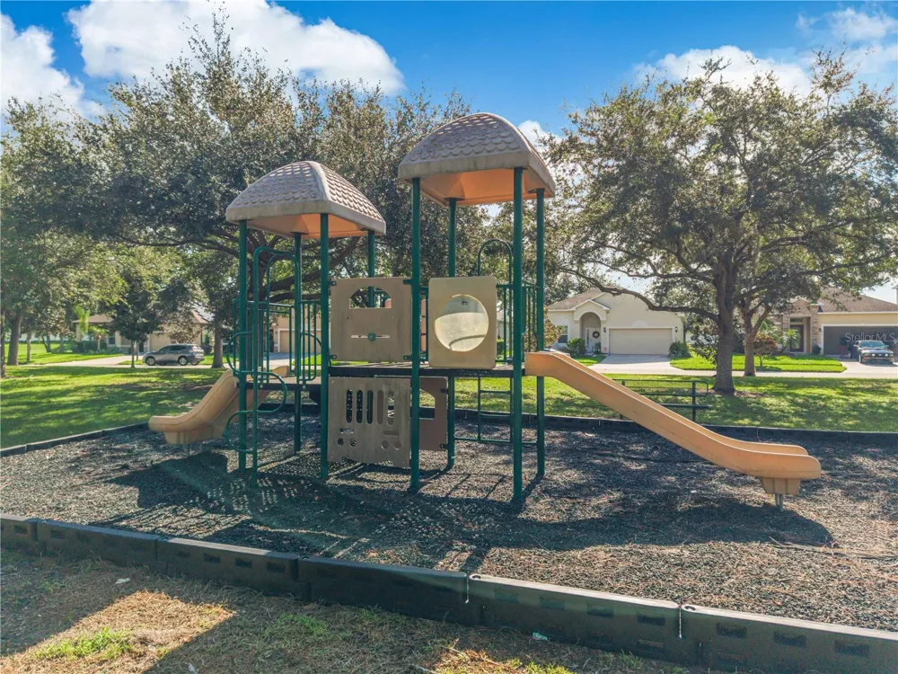 2843 JASPER RUN Kissimmee, FL 34758