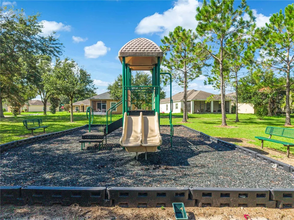 2843 JASPER RUN Kissimmee, FL 34758