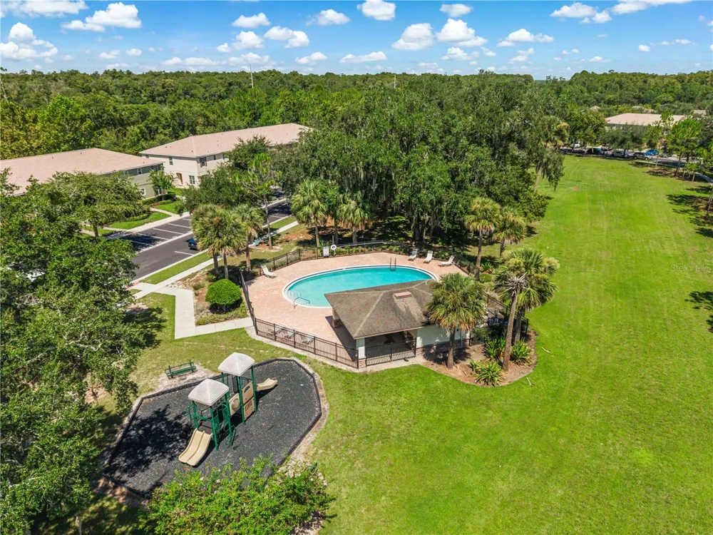 2843 JASPER RUN Kissimmee, FL 34758