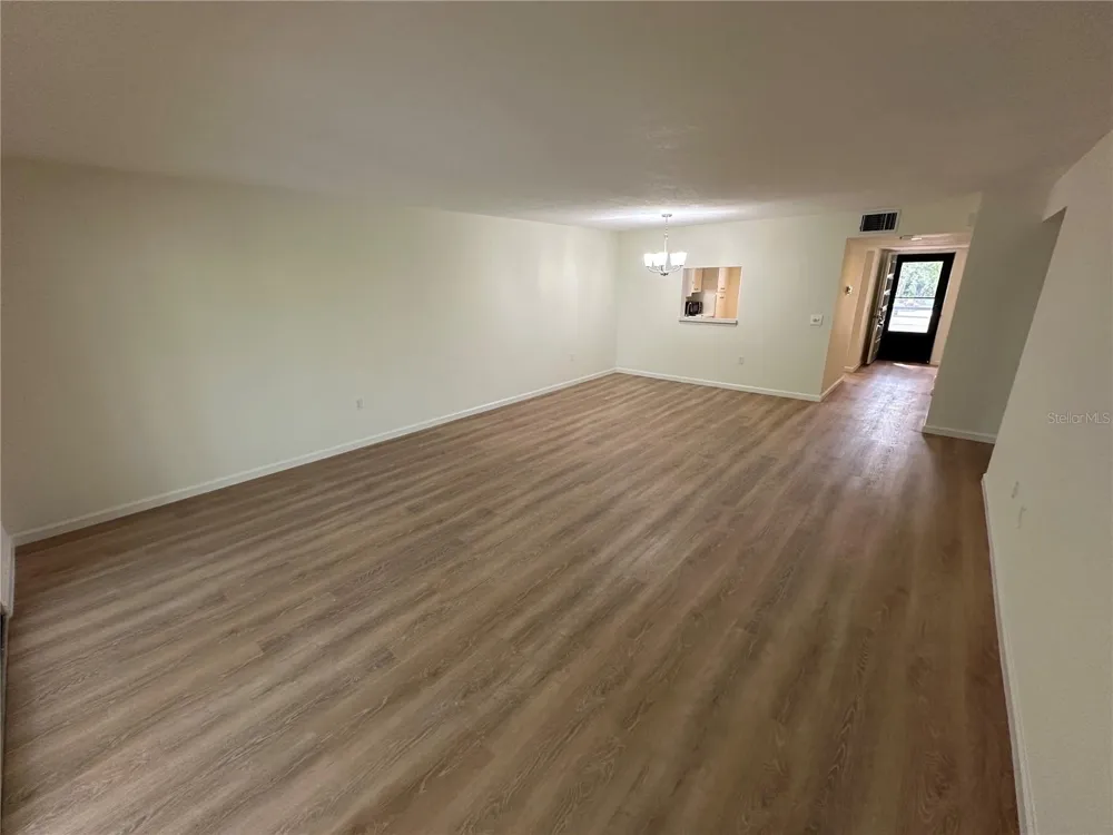113 PINEHURST DRIVE #113 Bradenton, FL 34210