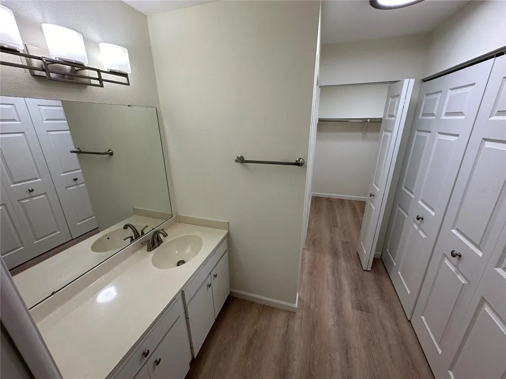 113 PINEHURST DRIVE #113 Bradenton, FL 34210