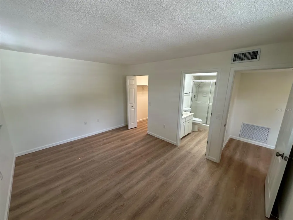 113 PINEHURST DRIVE #113 Bradenton, FL 34210