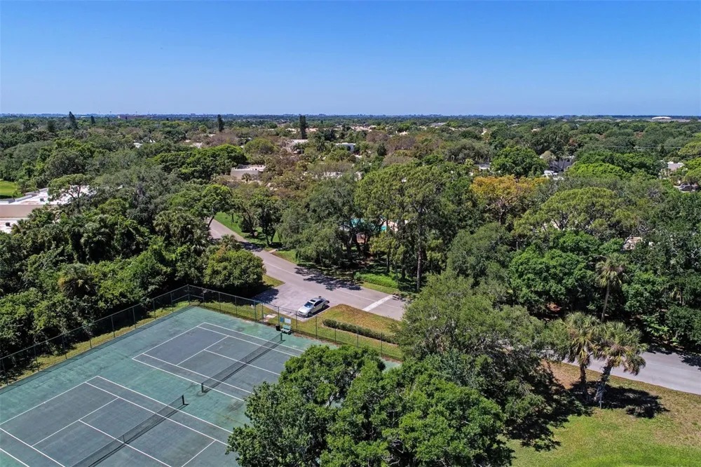 113 PINEHURST DRIVE #113 Bradenton, FL 34210