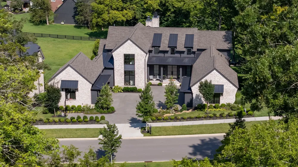 8190 Heirloom Blvd College Grove, TN 37046